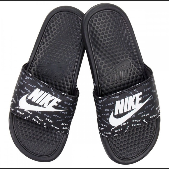 nike benassi women's slide sandals